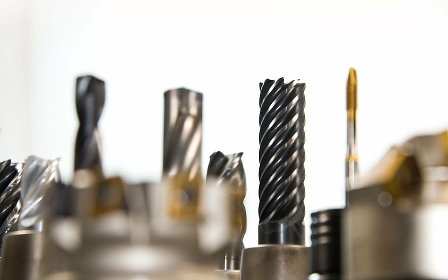 Guide to Choosing the Right CNC Tools for Your Machining Needs